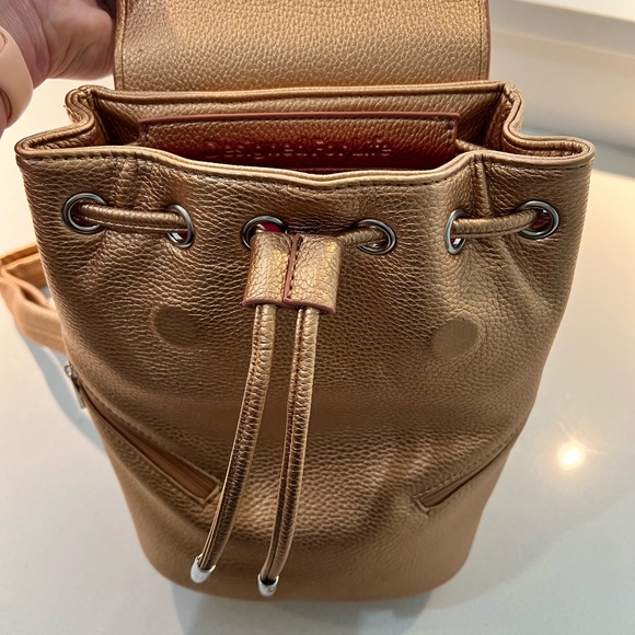 NWOT SportChic Women’s Vegan Mini Backpack | Metallic Gold - Picture 6 of 10